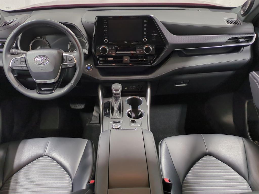 2022 Toyota Highlander XSE 10