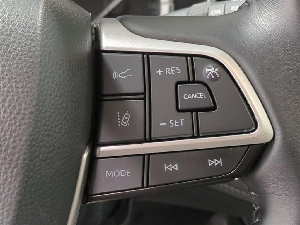 2022 Toyota Highlander XSE 33