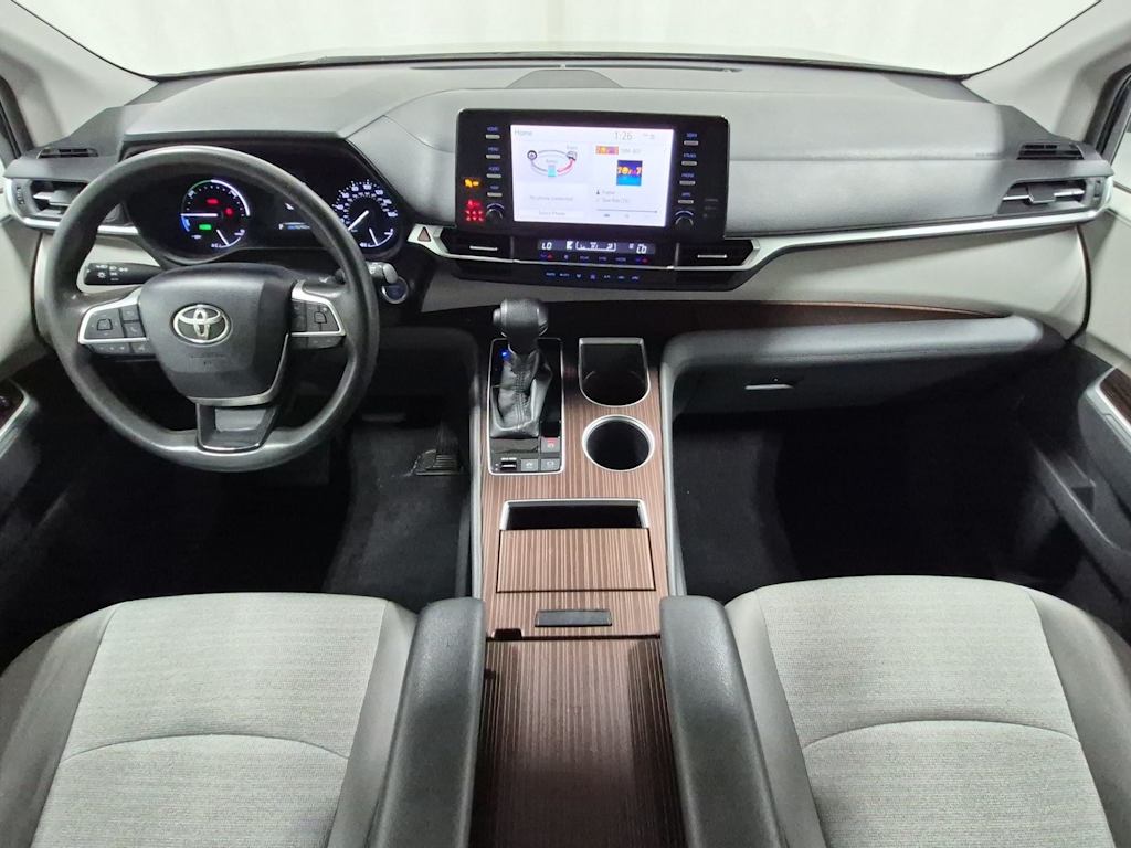 Thumbnail: 2021 Toyota Sienna - 10
