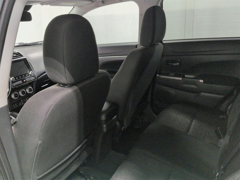 Thumbnail: 2020 Mitsubishi Outlander Sport - 13