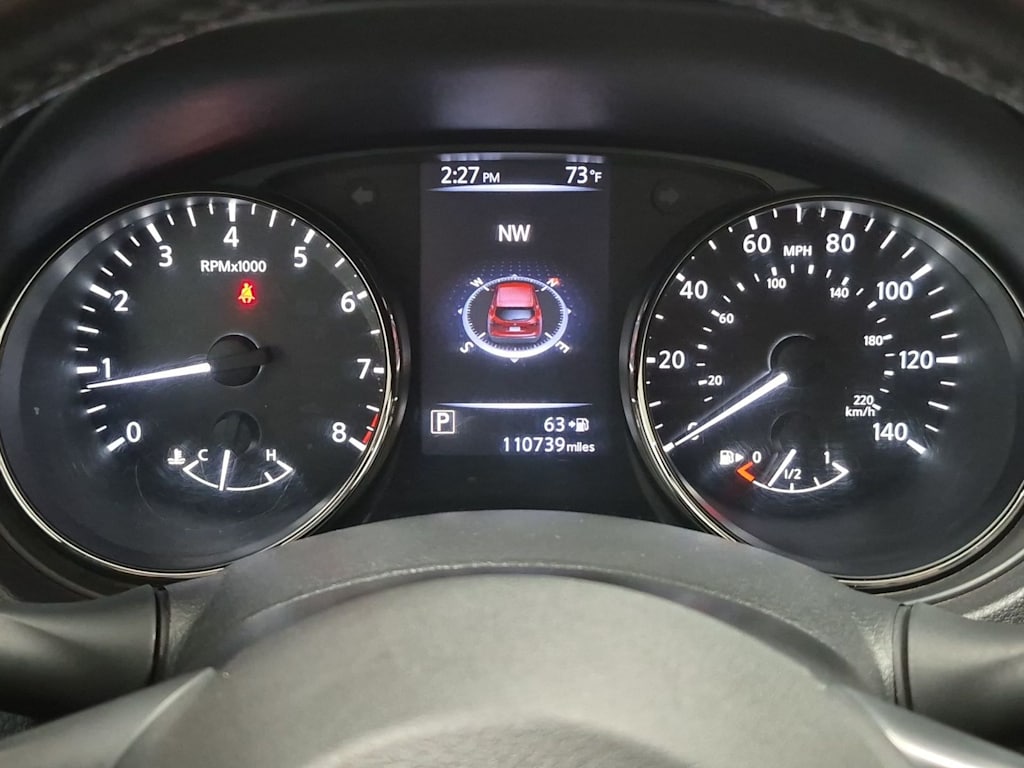 Thumbnail: 2018 Nissan Rogue Sport - 17
