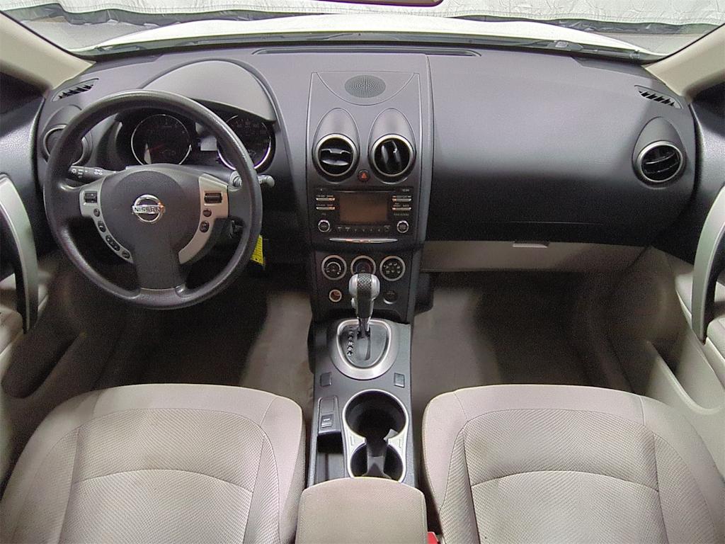 Thumbnail: 2015 Nissan Rogue - 9