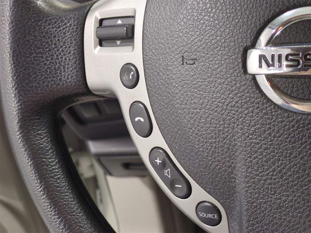 Thumbnail: 2015 Nissan Rogue - 28