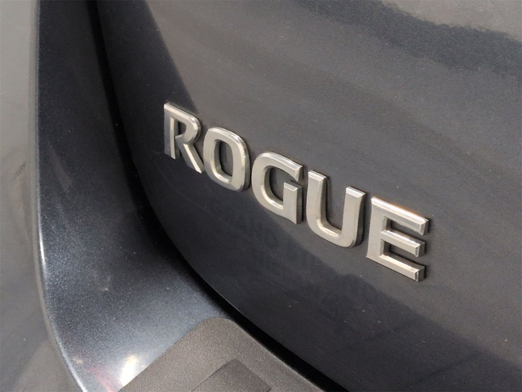 Thumbnail: 2012 Nissan Rogue - 7