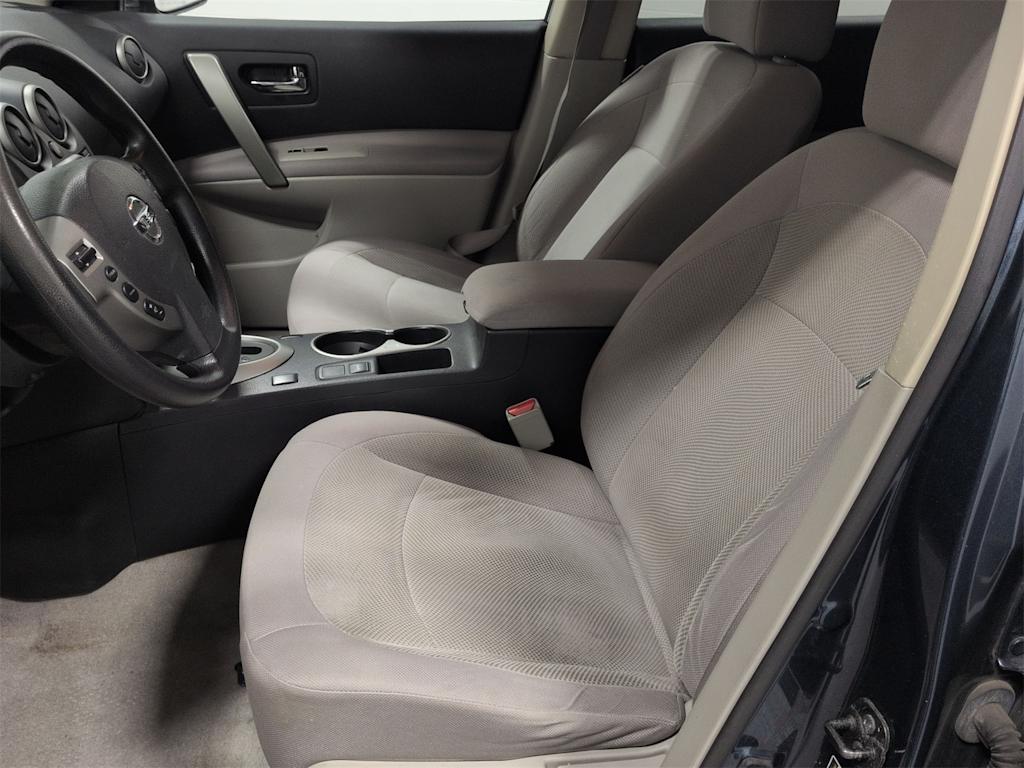 Thumbnail: 2012 Nissan Rogue - 11