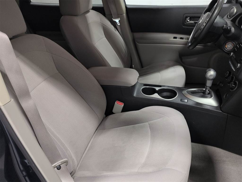 Thumbnail: 2012 Nissan Rogue - 12