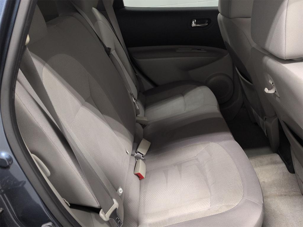 Thumbnail: 2012 Nissan Rogue - 29