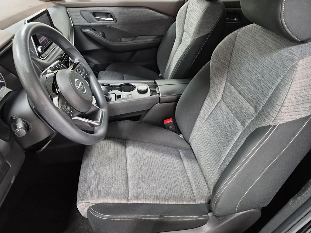 Thumbnail: 2021 Nissan Rogue - 10