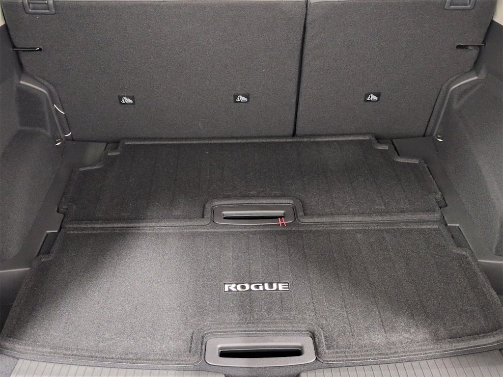 Thumbnail: 2026 Nissan Rogue - 18