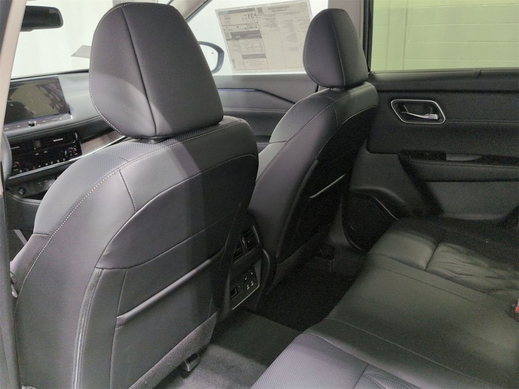 Thumbnail: 2026 Nissan Rogue - 13