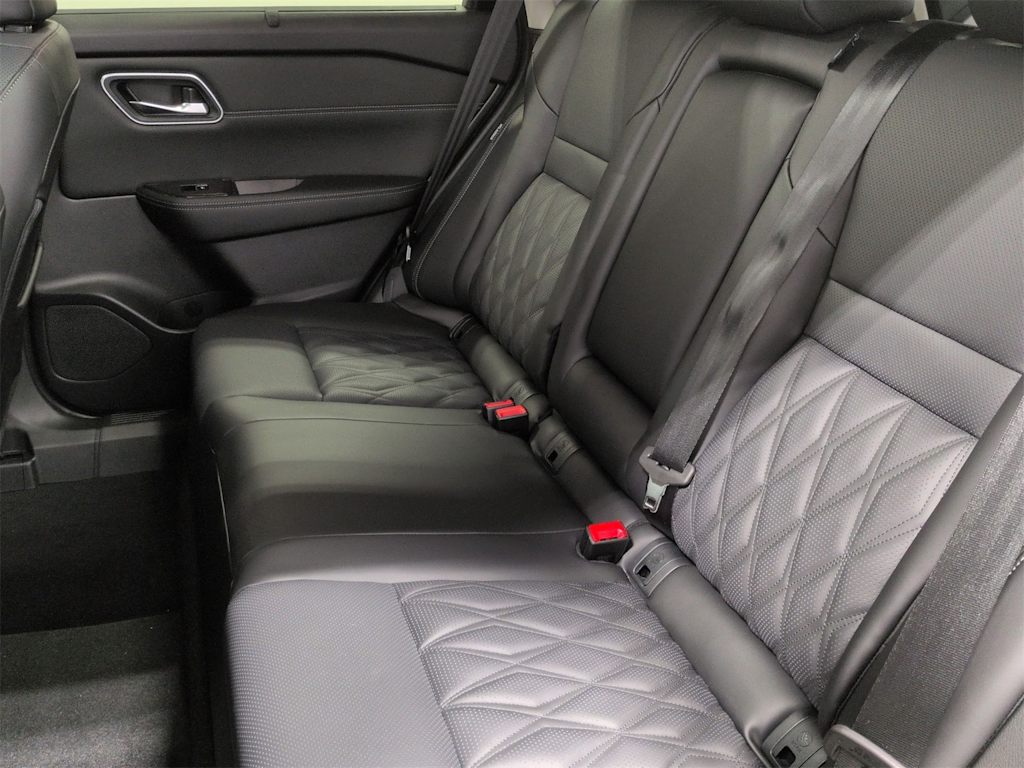 Thumbnail: 2026 Nissan Rogue - 28