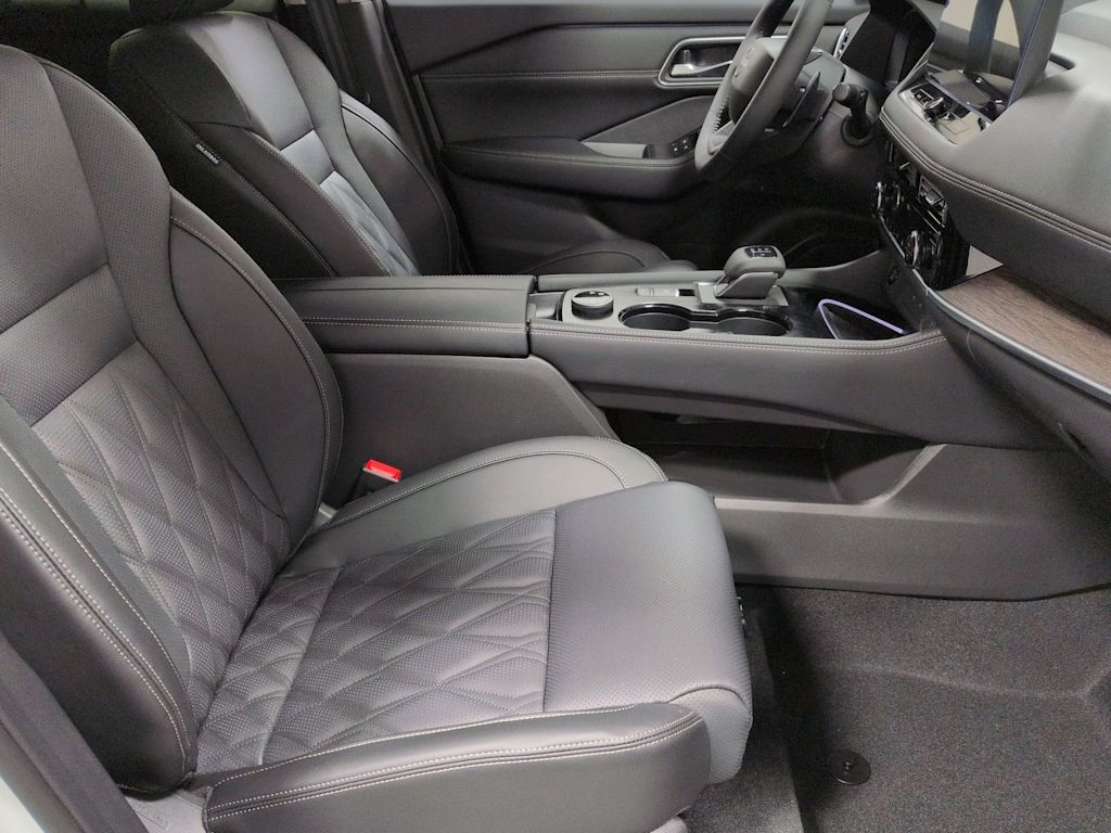 Thumbnail: 2026 Nissan Rogue - 12
