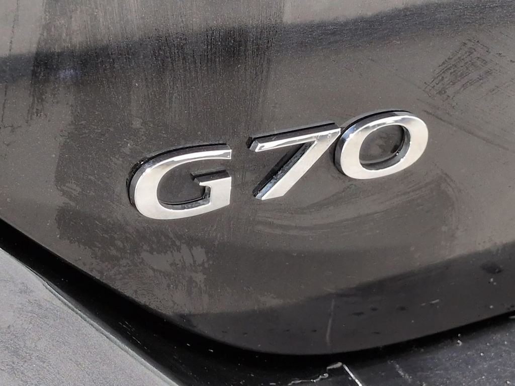 Thumbnail: 2022 Genesis G70 - 26