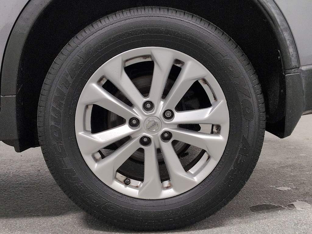 Thumbnail: 2016 Nissan Rogue - 8