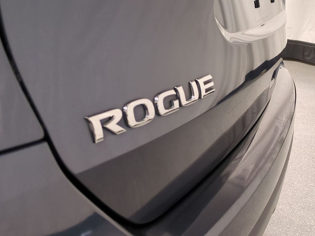 Thumbnail: 2016 Nissan Rogue - 26