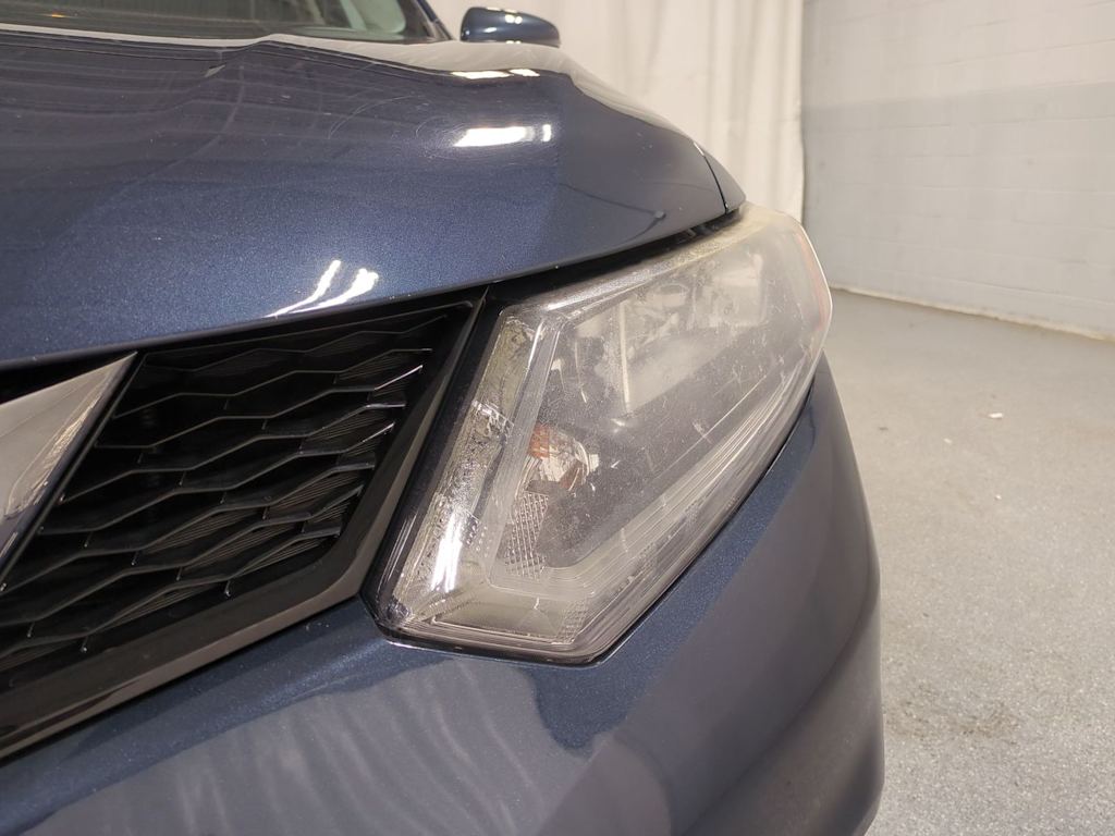 Thumbnail: 2016 Nissan Rogue - 25