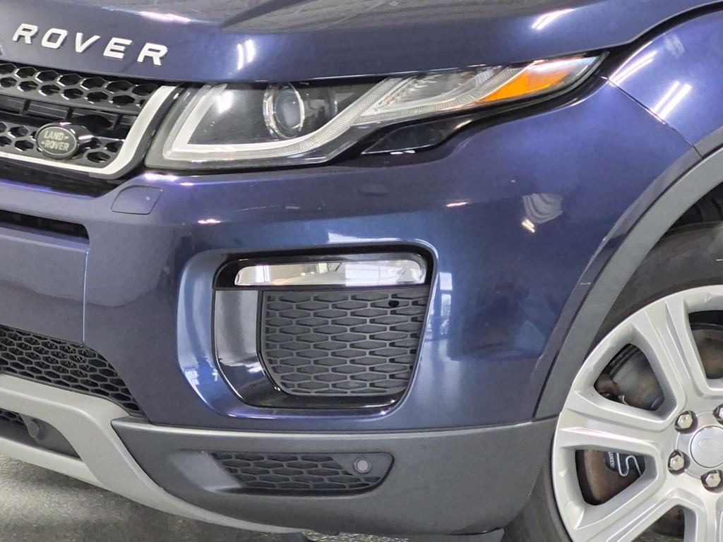 Thumbnail: 2017 Land Rover Range Rover Evoque - 9