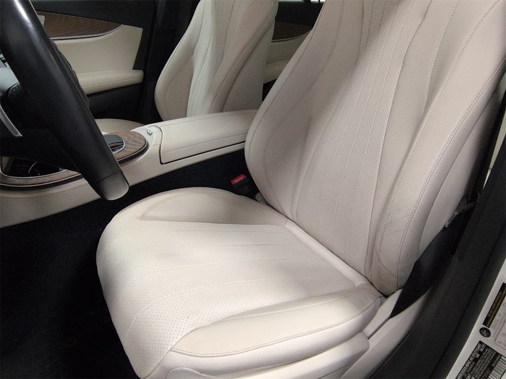 Thumbnail: 2021 Mercedes-Benz E-Class - 11