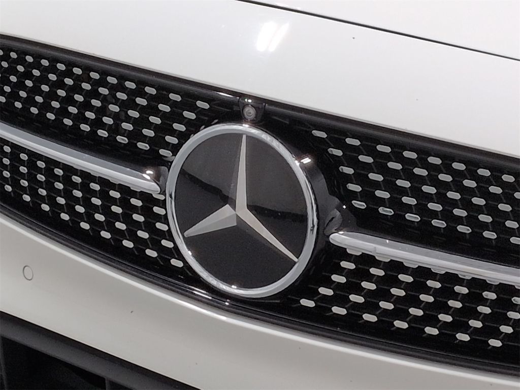 Thumbnail: 2021 Mercedes-Benz E-Class - 7