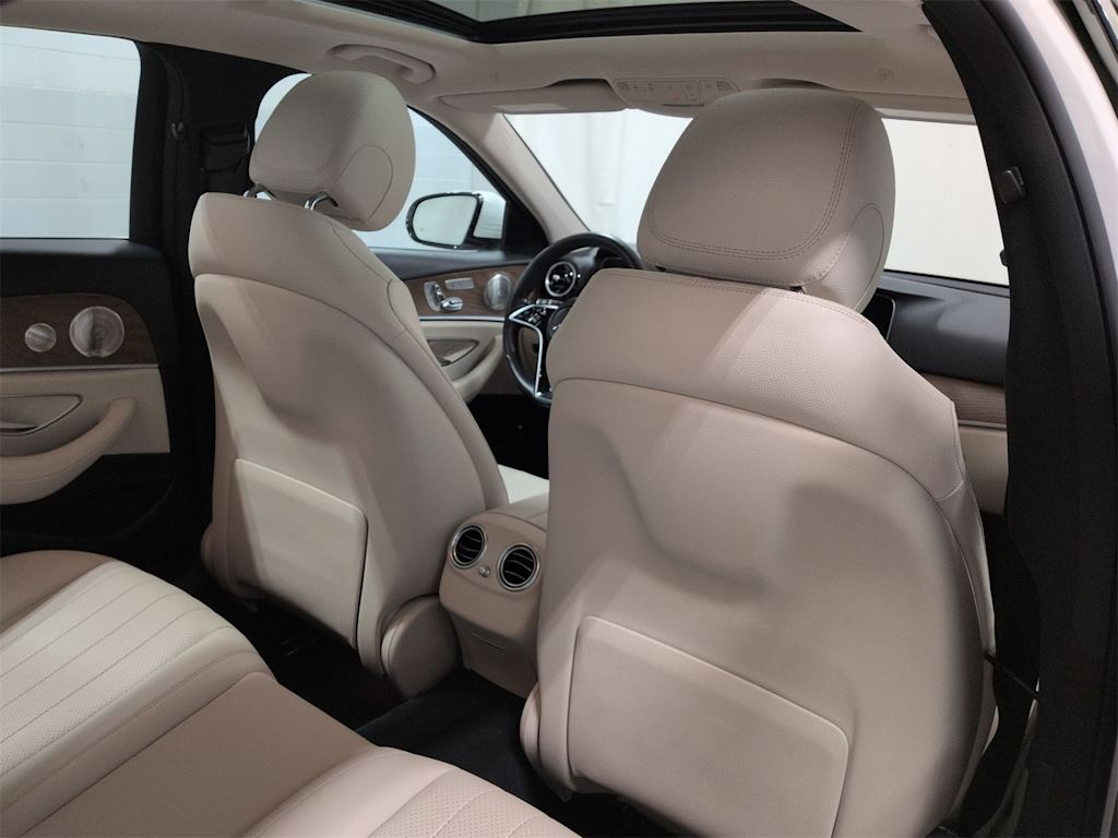 Thumbnail: 2021 Mercedes-Benz E-Class - 12