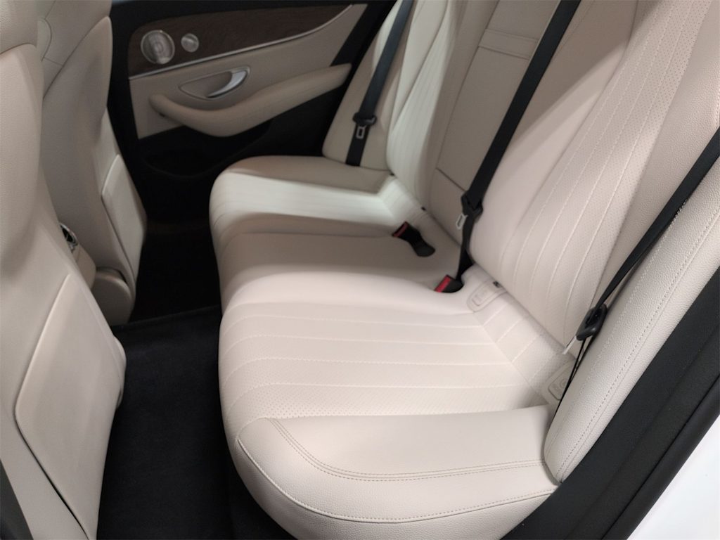 Thumbnail: 2021 Mercedes-Benz E-Class - 13