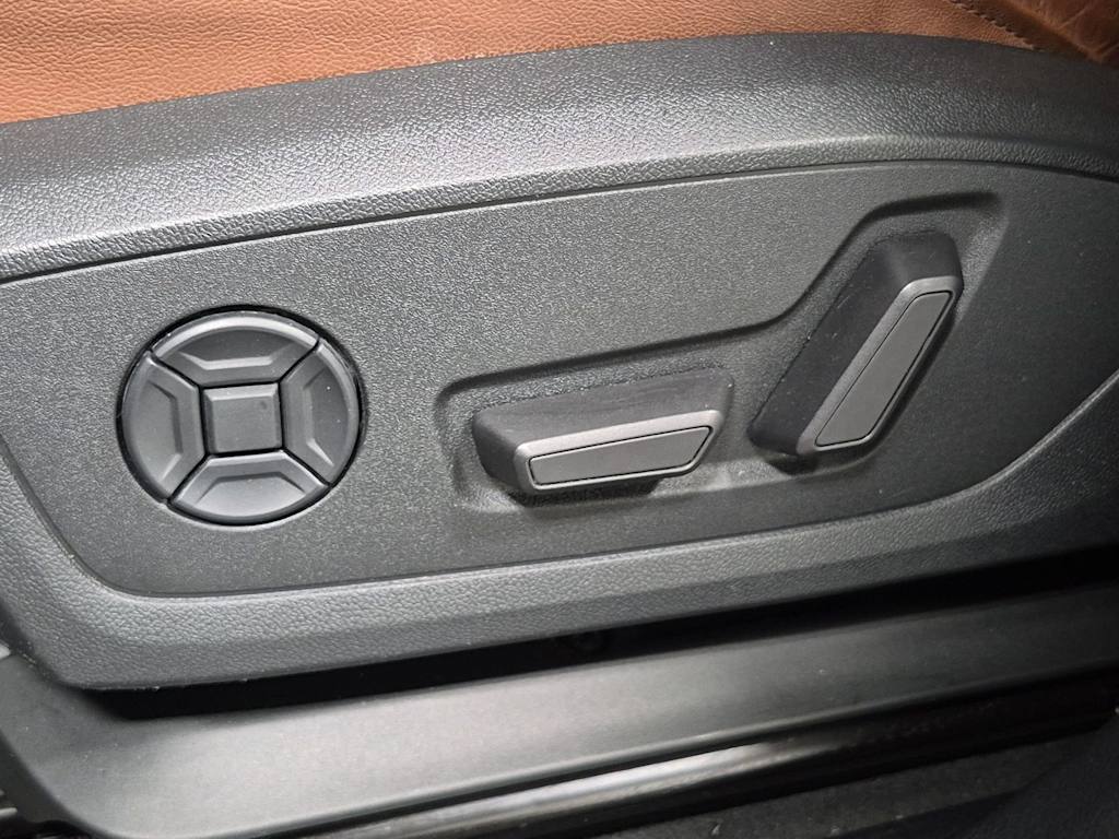 Thumbnail: 2021 Audi Q3 - 27