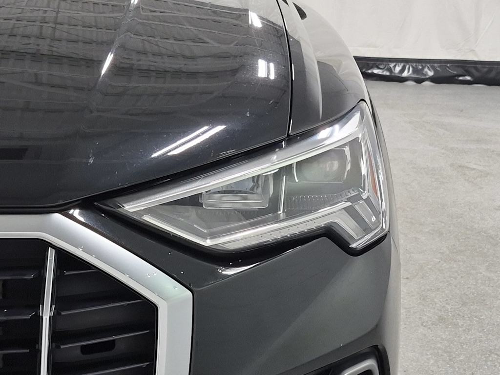 Thumbnail: 2021 Audi Q3 - 25