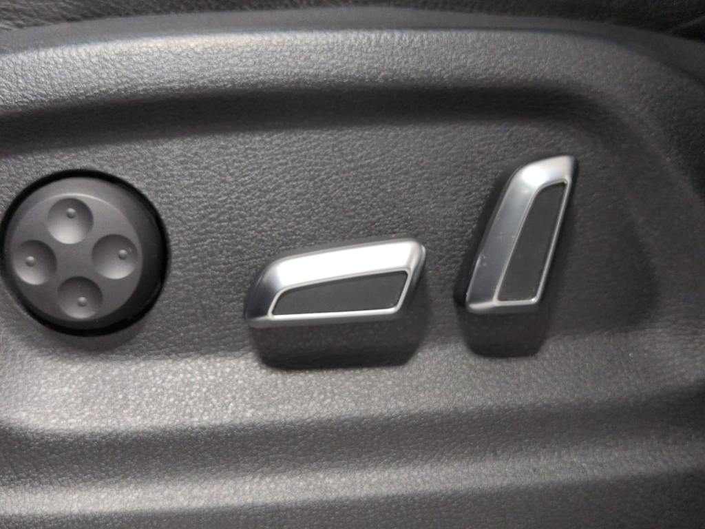 Thumbnail: 2014 Audi Q5 - 27
