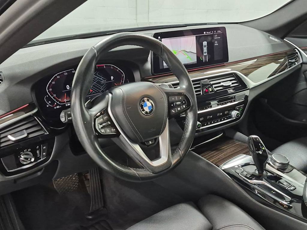 Thumbnail: 2022 BMW 5 Series - 2