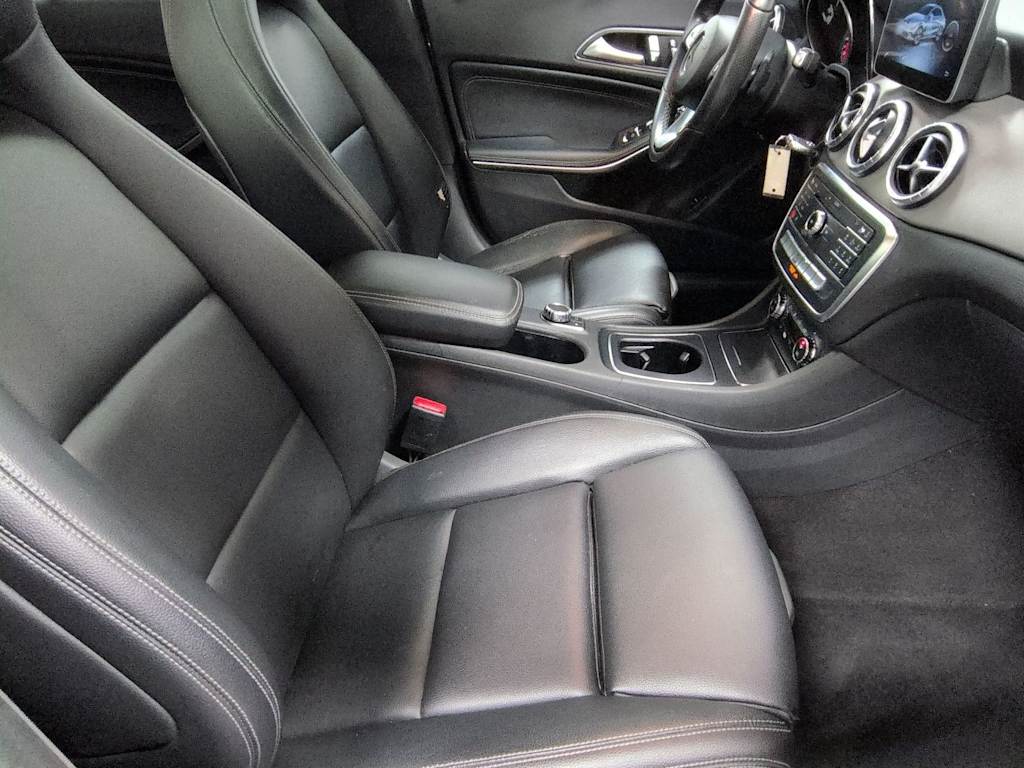 Thumbnail: 2018 Mercedes-Benz CLA - 12