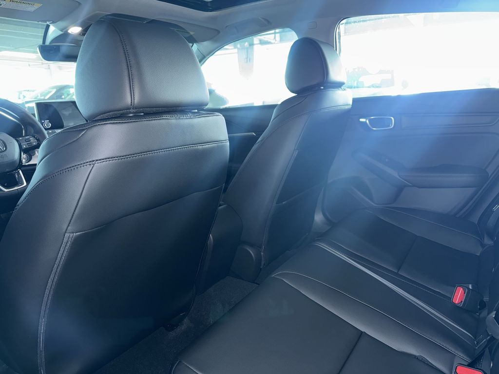 Thumbnail: 2025 Acura Integra - 26