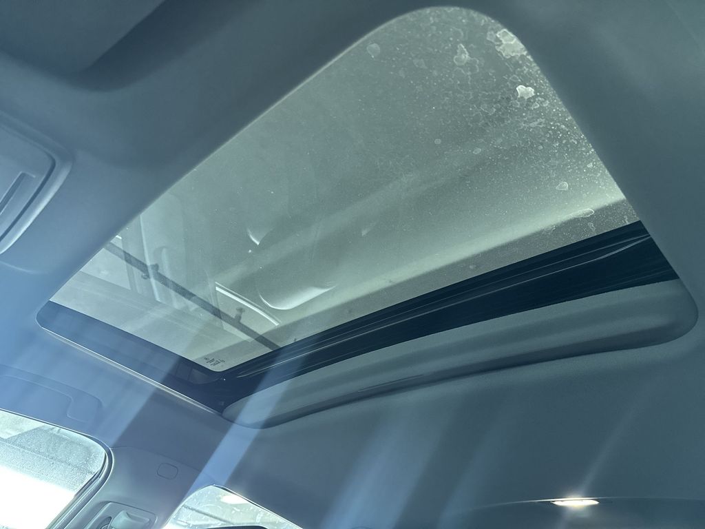 Thumbnail: 2025 Acura Integra - 23