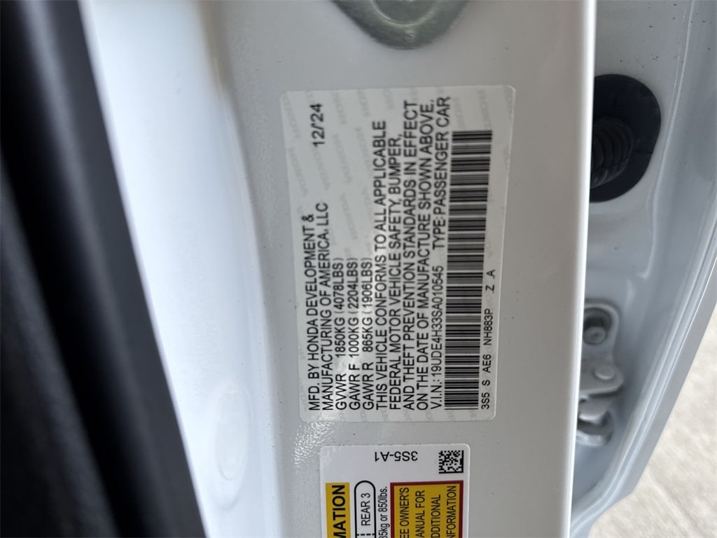 Thumbnail: 2025 Acura Integra - 19