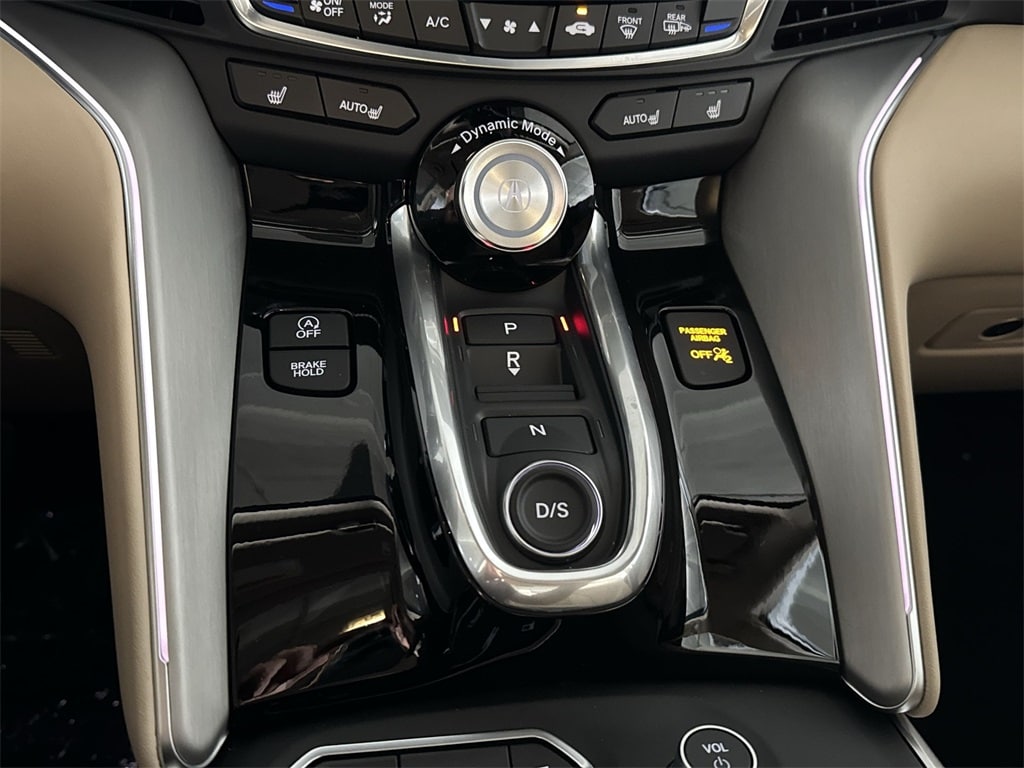 Thumbnail: 2025 Acura TLX - 16