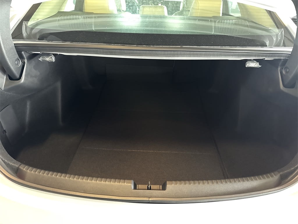 Thumbnail: 2025 Acura TLX - 18