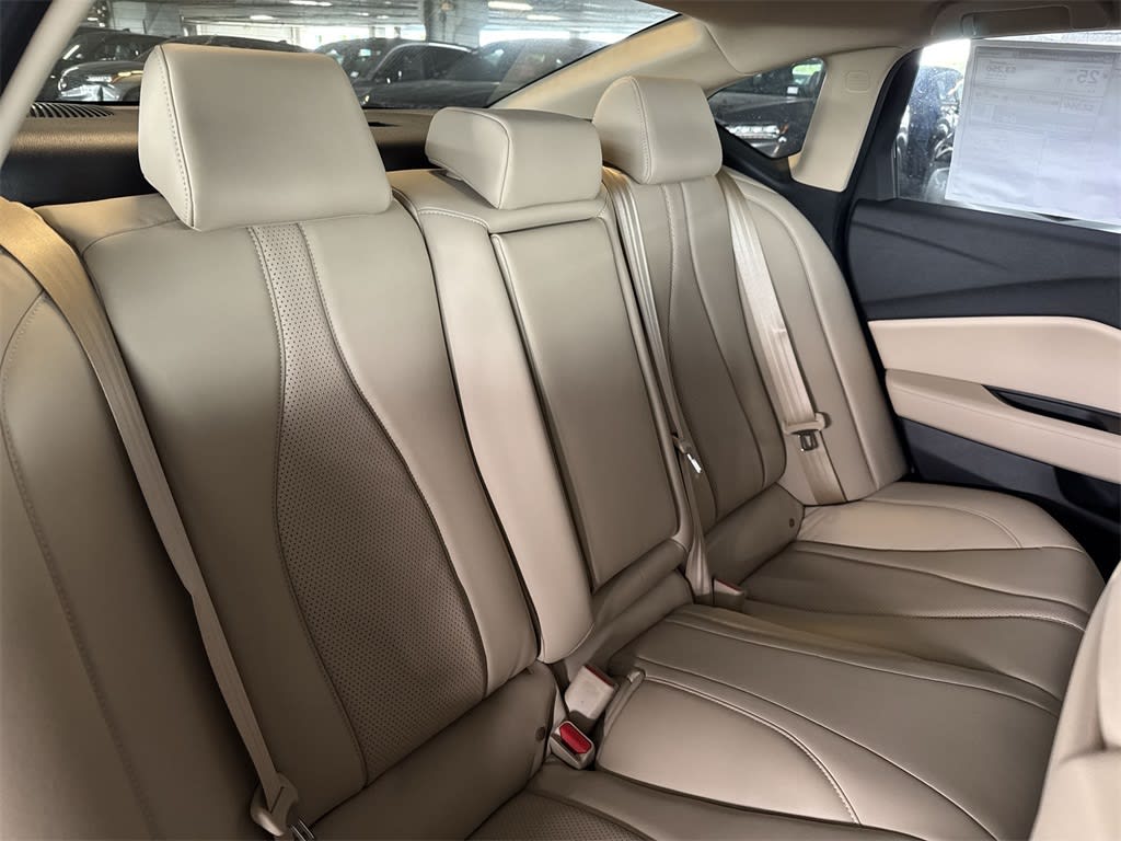 Thumbnail: 2025 Acura TLX - 28