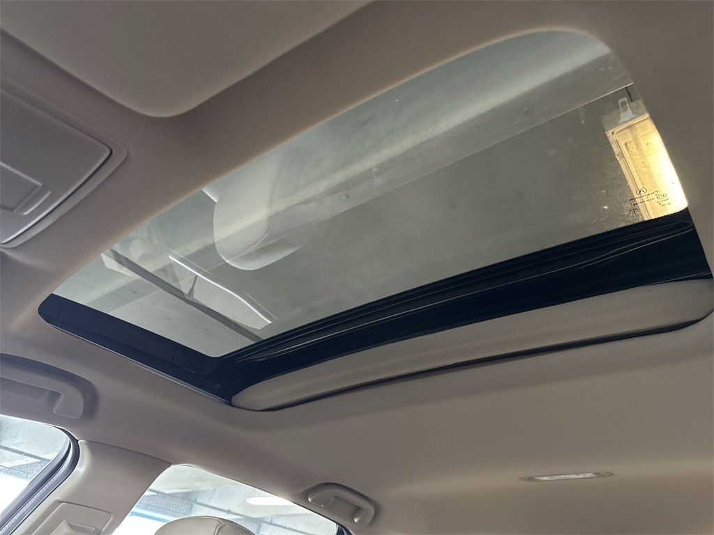 Thumbnail: 2025 Acura TLX - 24