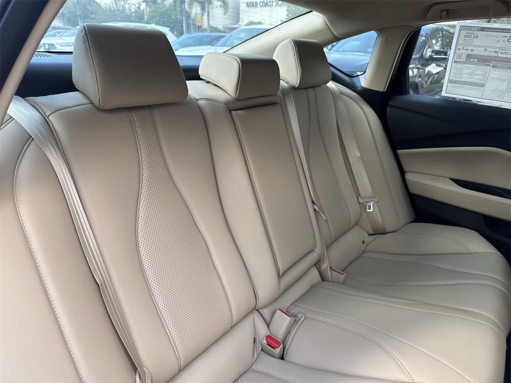 Thumbnail: 2025 Acura TLX - 29