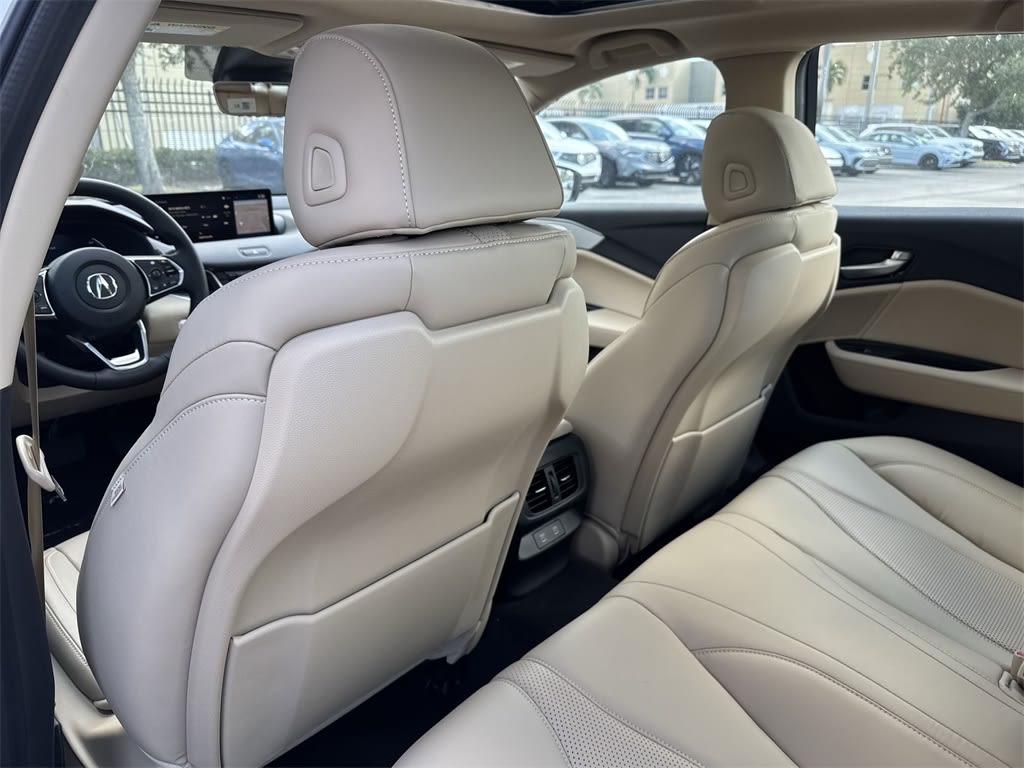 Thumbnail: 2025 Acura TLX - 28