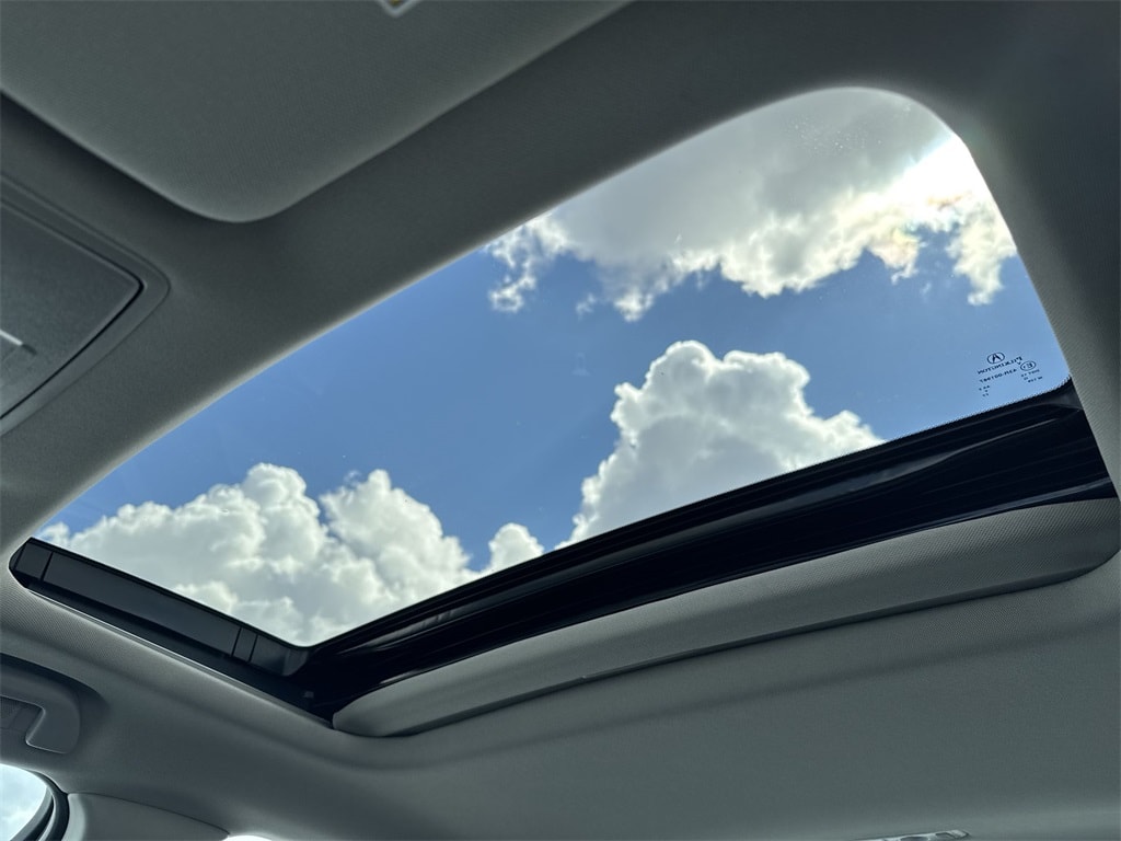 Thumbnail: 2025 Acura TLX - 25