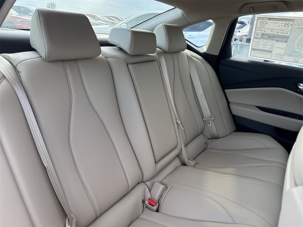 Thumbnail: 2025 Acura TLX - 28