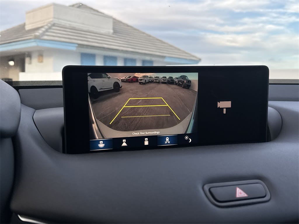 Thumbnail: 2025 Acura TLX - 25