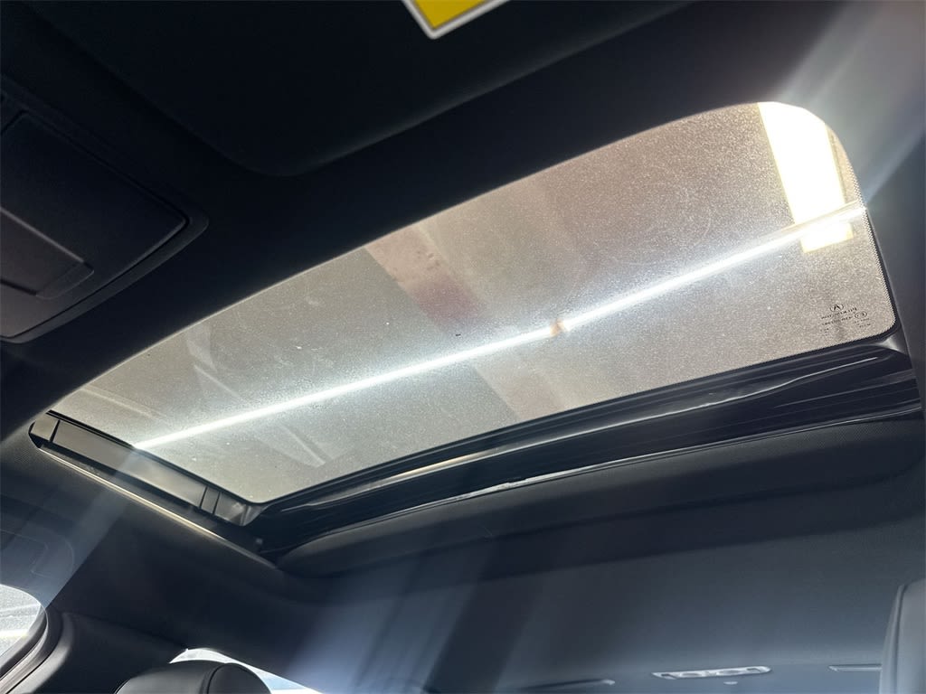 Thumbnail: 2025 Acura TLX - 25