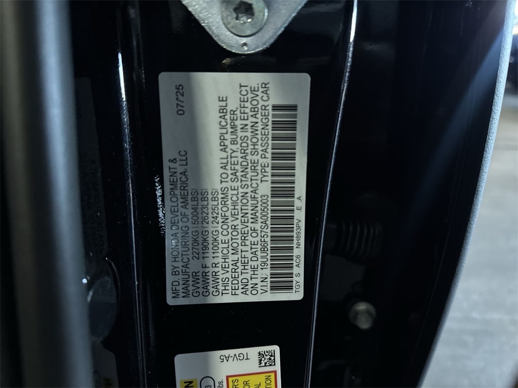 Thumbnail: 2025 Acura TLX - 19