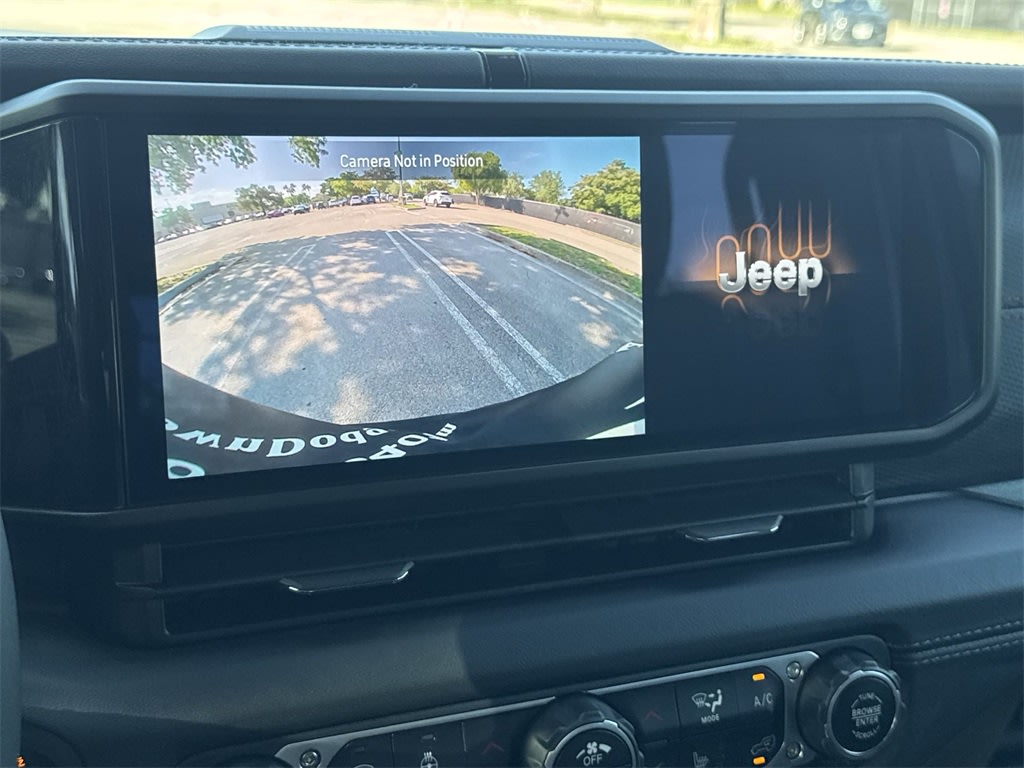 Thumbnail: 2024 Jeep Wrangler - 26