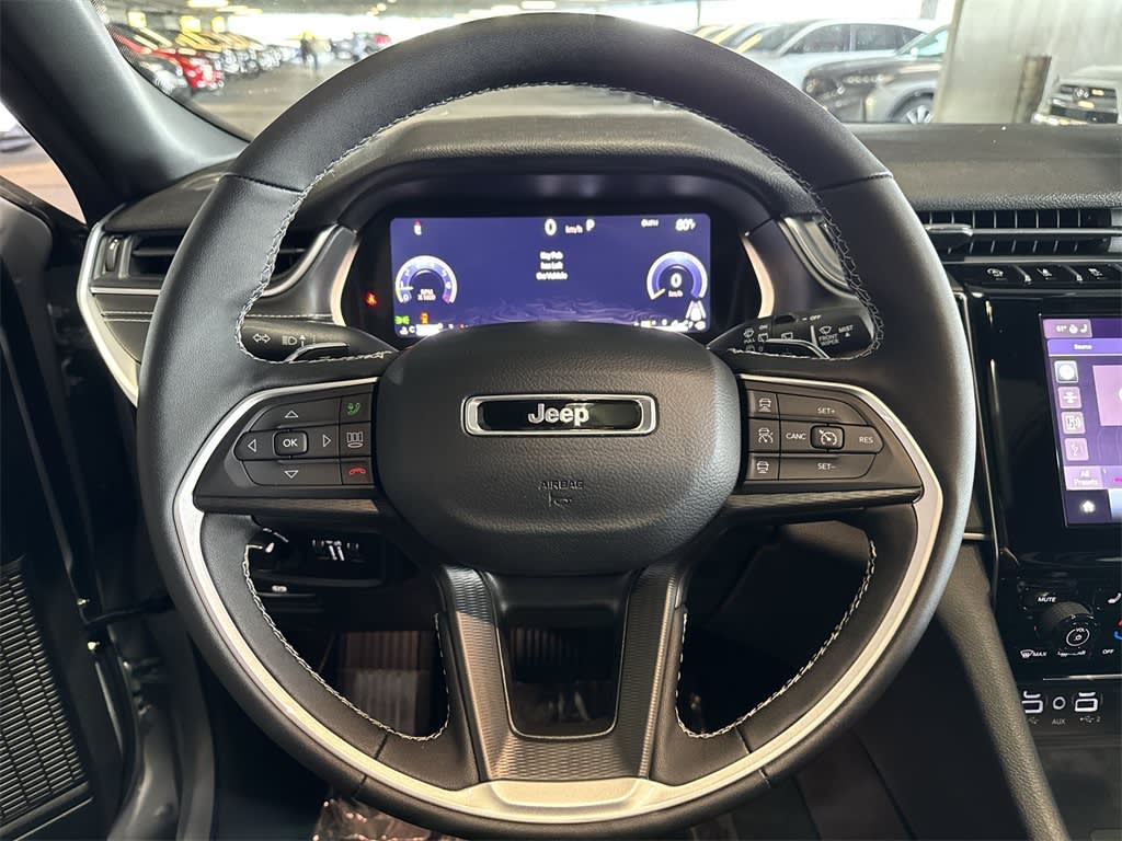 2024 Jeep Grand Cherokee Laredo 9