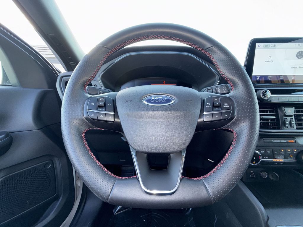 Thumbnail: 2025 Ford Escape - 9