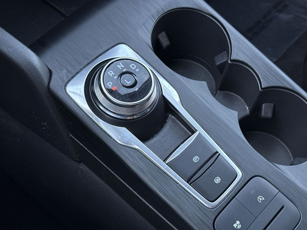 Thumbnail: 2025 Ford Escape - 15