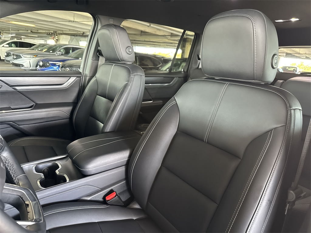 Thumbnail: 2024 GMC Acadia - 11