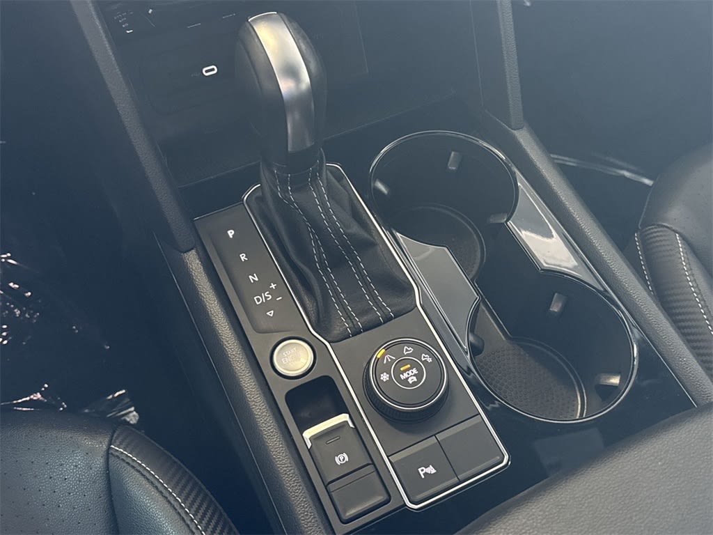 Thumbnail: 2022 Volkswagen Atlas - 16